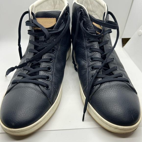 Louis Vuitton sneakers size 12 - Picture 6 of 16